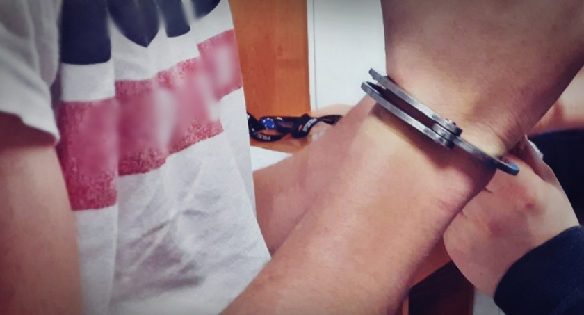 Łomża. Kradzież pieniędzy ze szpitalnej skarbonki! Zatrzymani odpowiedzą nie tylko za to