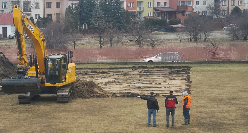 Pierwsza łopata wbita. Szkoła czeka na halę sportową