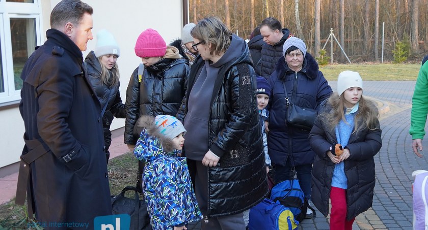 Pierwsi uchodźcy są już u nas. To przestraszone matki z dziećmi [VIDEO i FOTO]