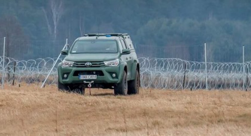 Doszło do kilku prób siłowego forsowania granicy