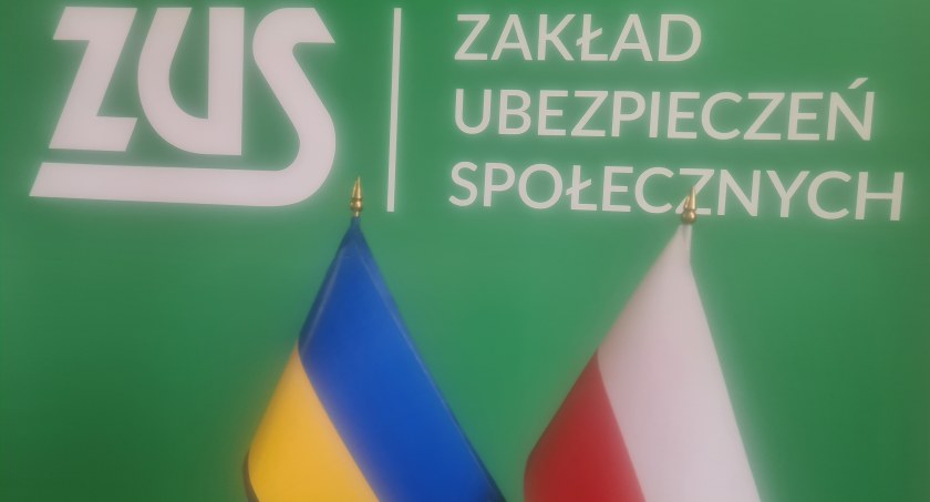 Duże zainteresowanie infolinią ZUS w języku ukraińskim