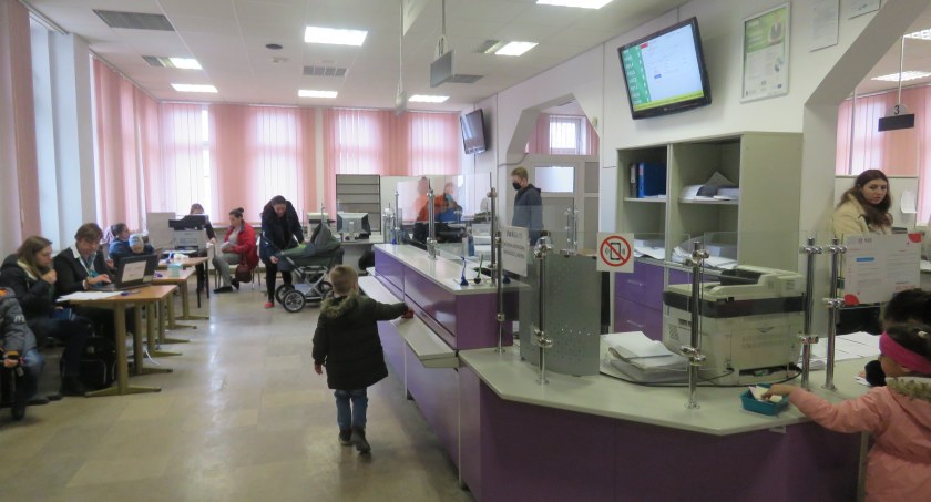 Od kwietnia wracają dłuższe poniedziałki w ZUS