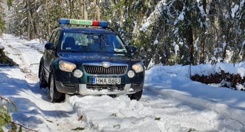 Śnieg ich nie powstrzymał! Cudzoziemcy nadal próbują
