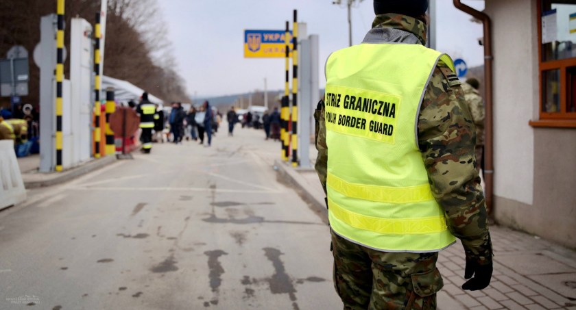 Z Ukrainy do Polski uciekło już 2,5 mln osób
