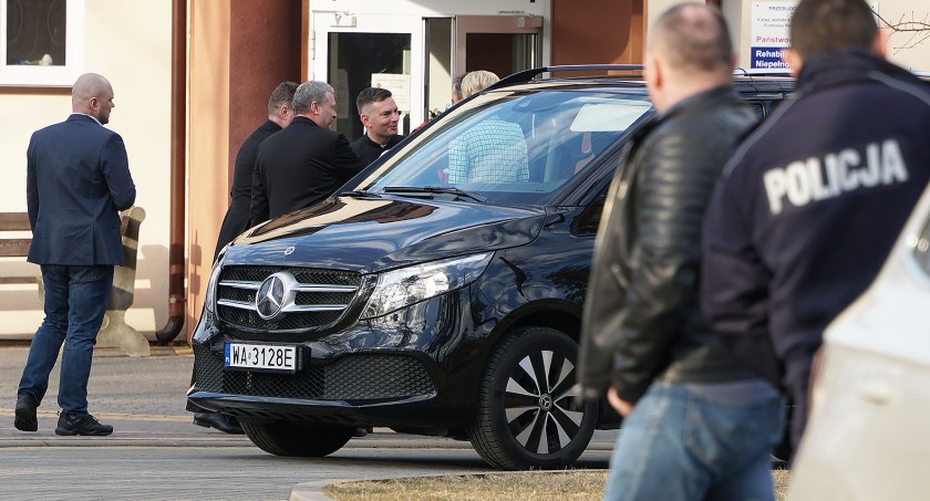 Pierwsza dama Rzeczypospolitej Polskiej w Ptakach k. Nowogrodu [FOTO]