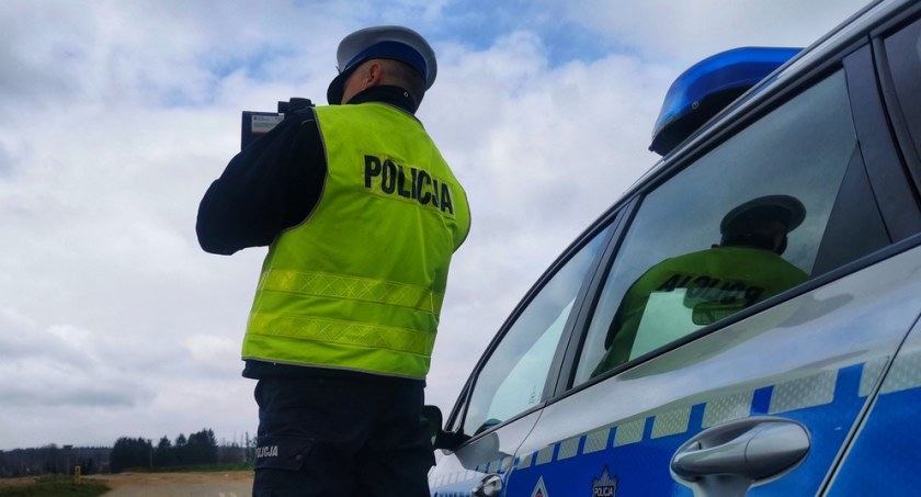 Szybcy kierowcy i wysokie mandaty. Niektórzy stracili swoje uprawnienia