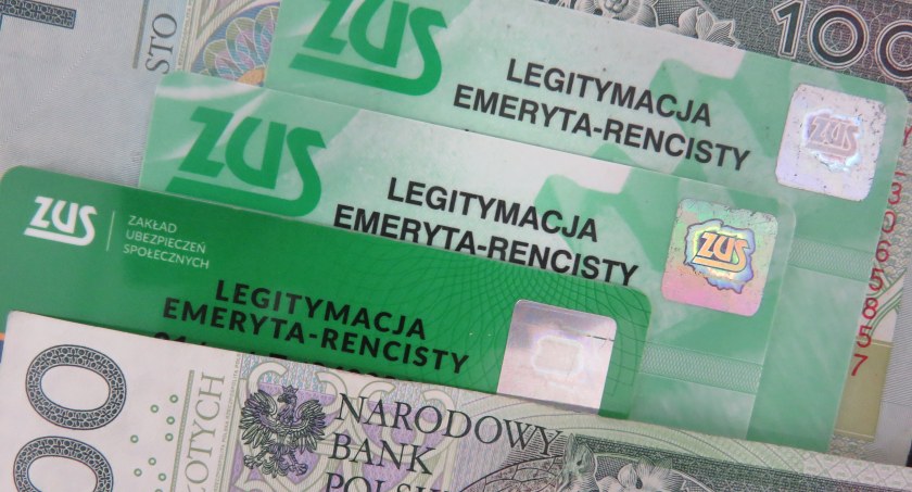 Ostatnie trzynastki ZUS wypłaci przed majówką