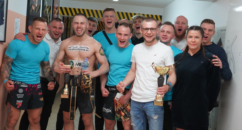 MMA. Dwóch zawodników z Łomży ze zwycięstwami [FOTO]