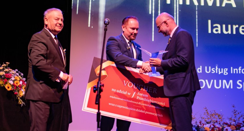 Przyznano Łomżyńskie Anioły Biznesu 2021 [FOTO]