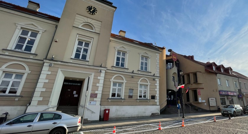 [LIVE] LIV nadzwyczajna sesja Rady Miejskiej Łomży