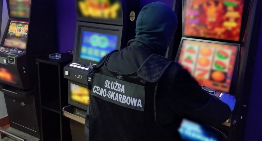 KAS zlikwidowała kolejny salon gier w Łomży! [FOTO]