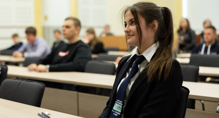 Na rolnictwie ekologicznym zna się jak mało kto. Uczennica z Łomży z nagrodą