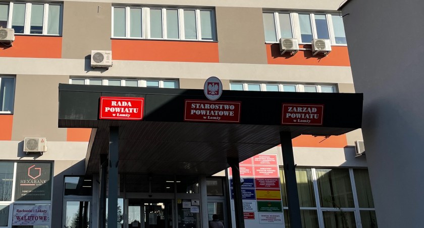Starosta ogłasza konkurs na wolne stanowisko. Potrzebny sekretarz powiatu