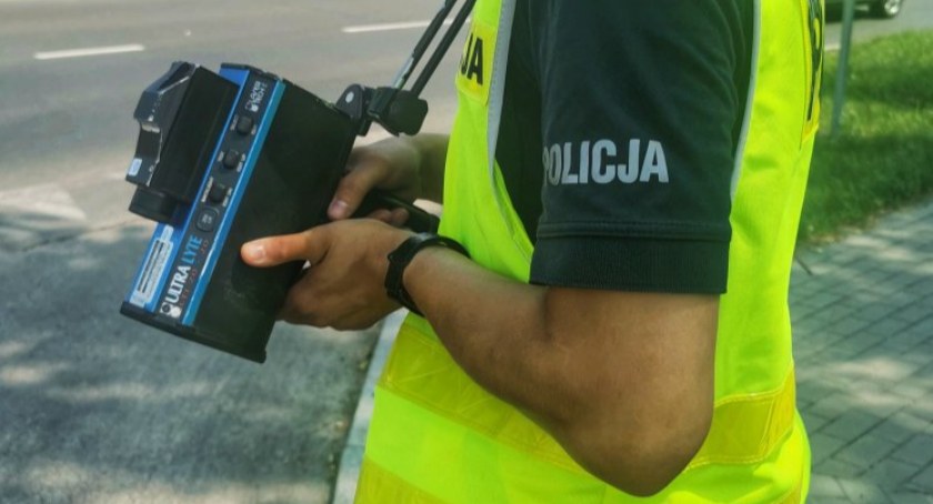42-latek stracił prawo jazdy w Piątnicy