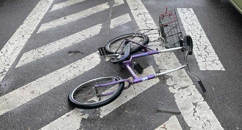Potrącenie rowerzysty na pasach. Uwaga na utrudnienia! [FOTO]