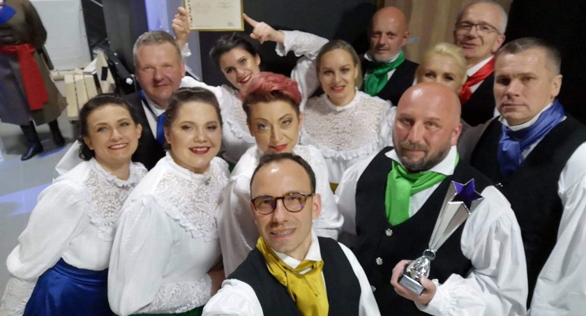 Meandry z wyróżnieniem