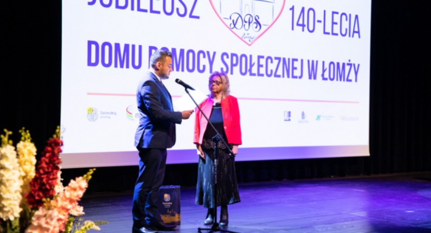 Jubileusz DPS w Łomży. Placówka świętuje 140 lat istnienia [FOTO]