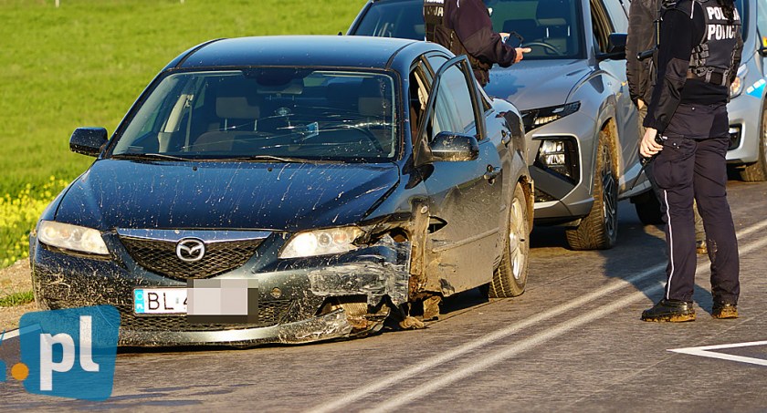 41-latek przyznał się, że to on rozbił mazdę. Miał prawie 3 promile