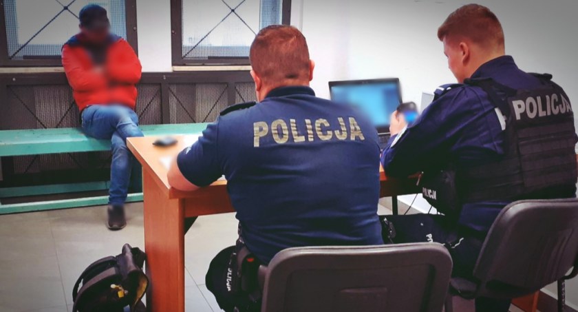 Łomża. Przed wymiarem sprawiedliwości ukrywał się w pustostanie