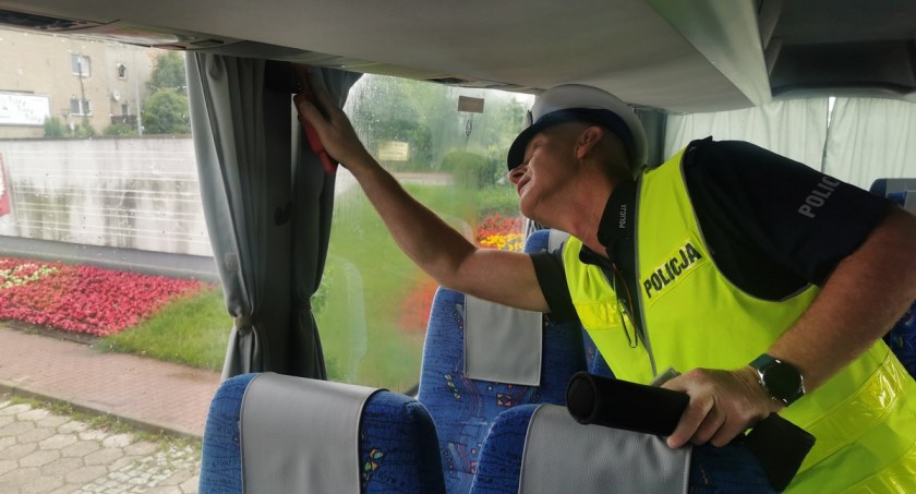 Wakacje coraz bliżej. Można zgłaszać autokary do kontroli