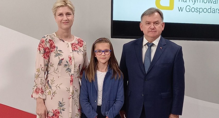 Sukces uczennicy szkoły w Dobrzyjałowie 