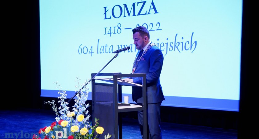 Łomża świętuje nadanie praw miejskich. Za nami uroczysta sesja [FOTO, VIDEO]