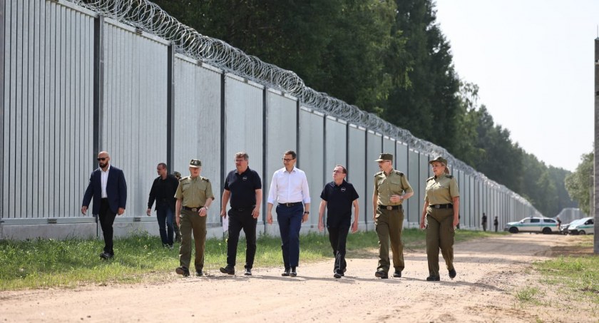 Granica polsko-białoruska. Budowa zapory zakończona [VIDEO]