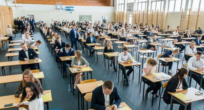 Są wyniki egzaminu maturalnego 2022. Tylu absolwentów zdało