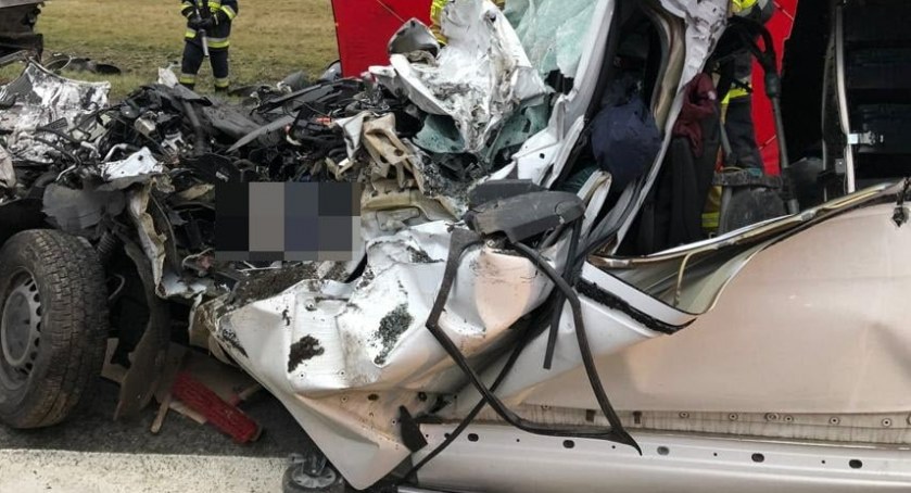 Śmiertelne zderzenie na Podlasiu. Nie żyją trzy osoby