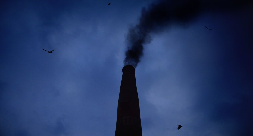 Ciepłownie liczą straty i patrzą na rząd