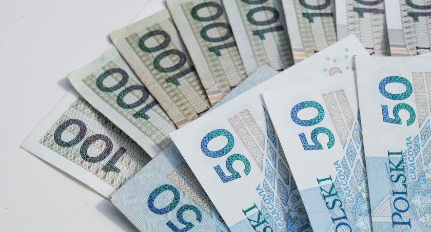 Wakacje kredytowe. Ważny termin złożenia wniosku