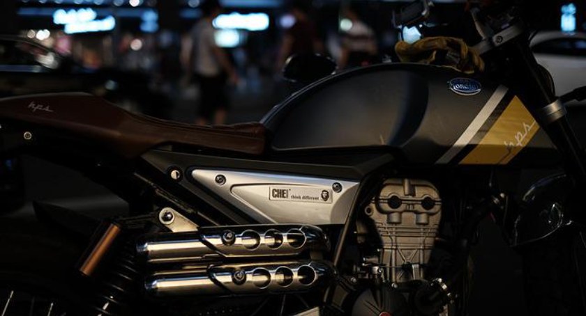 Czerwony Bór. Trzej mężczyźni zaatakowali członków klubu motocyklowego