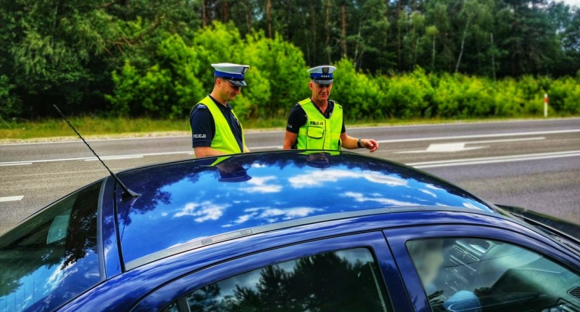 Noga z gazu! Więcej policji na drogach 