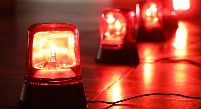 Premier przedłużył obowiązywanie stopni alarmowych