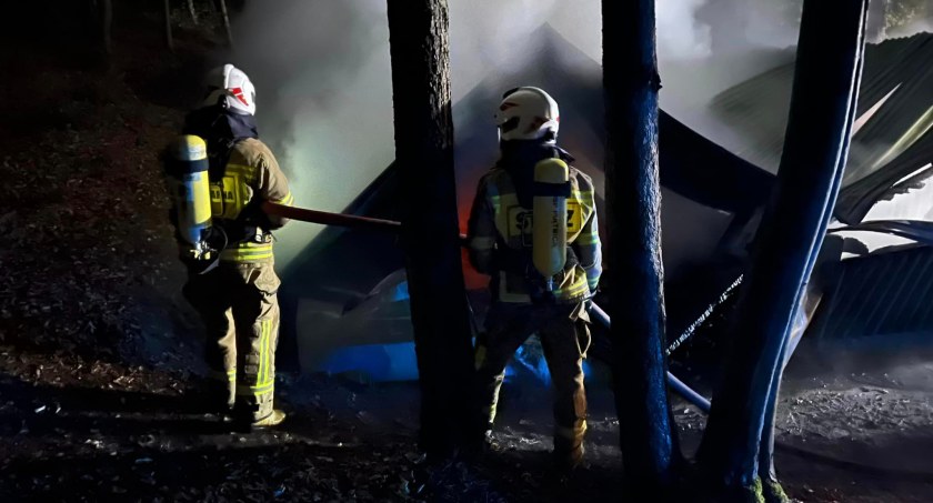 Pożar domku letniskowego. Spłonął całkowicie [FOTO]
