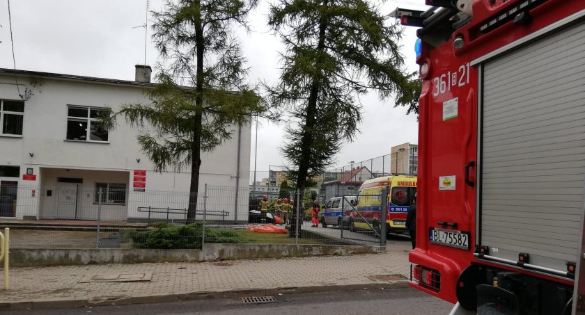 Akcja służb ratowniczych pod Zespołem Szkół Specjalnych [AKTUALIZACJA]