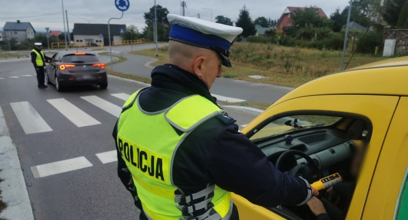 Kolejni pijani kierowcy zatrzymani