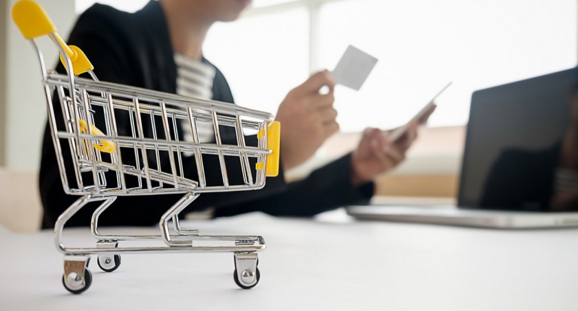 InPost wprowadza nową usługę do realizacji zakupów spożywczych online
