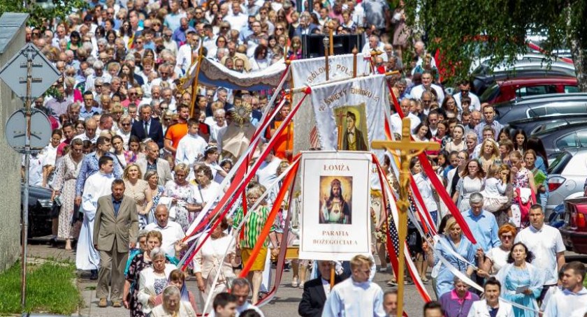 24 godziny Męki Pańskiej. Ulicami Łomży przejdzie procesja