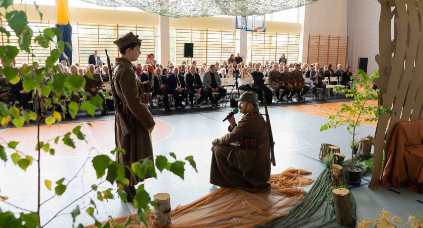 Śniadowo. 30. rocznica nadania szkole imienia [FOTO]