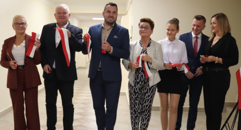 Sala gimnastyczna SP 10 z nowym zapleczem [FOTO]