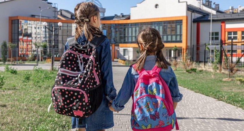 Mało czasu na złożenie wniosku o wyprawkę szkolną