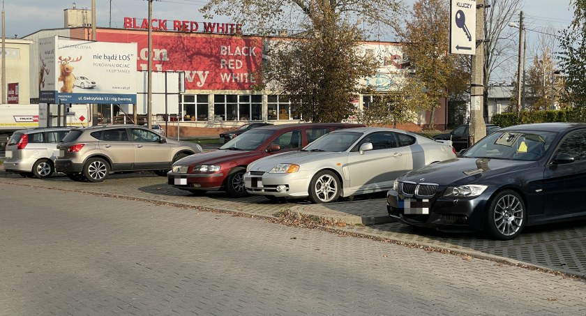 W tym roku więcej miejsc parkingowych nie będzie