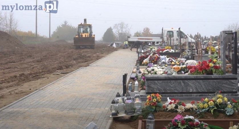 Cmentarz przy Przykoszarowej jest w serwisie Grobonet. Trwają ostatnie przygotowania do Wszystkich Świętych [VIDEO]