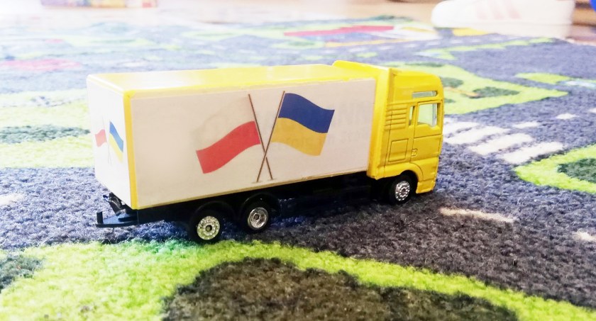 Ukraińcy ze świadczeniem rodzinnym mają poinformować ZUS o planowanym wyjeździe