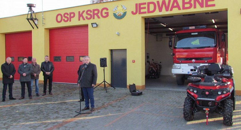 OSP Jedwabne ma nowy pojazd. Pomoże w poszukiwaniach [FOTO]