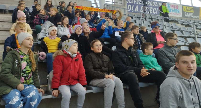 Na mistrzostwa w Katarze łomżyńska parafia tworzy strefę kibica