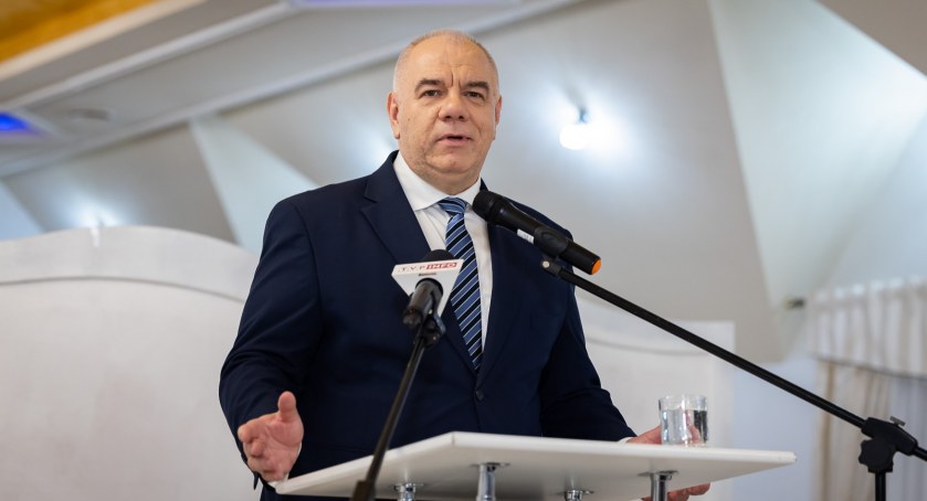 Wicepremier Jacek Sasin przyjechał do Jedwabnego [FOTO]