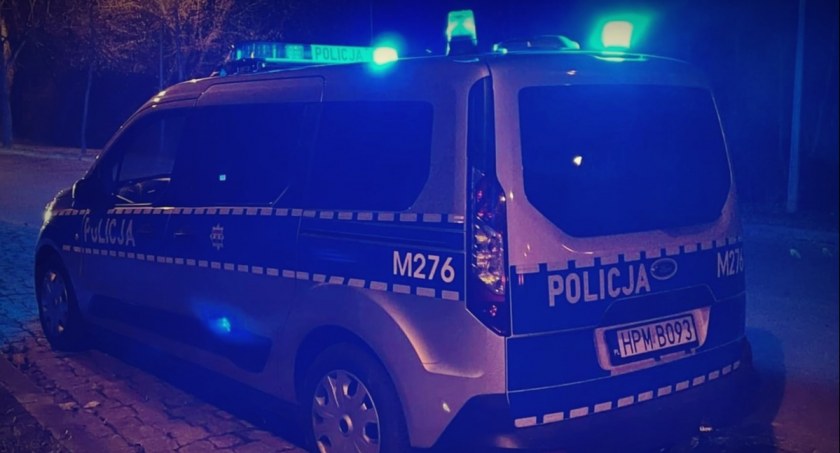 Marihuanę ukrył w pudełku po cukierkach. Wpadł, bo na widok radiowozu gwałtownie przyspieszył