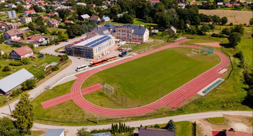 Stadion lekkoatletyczny w Krasnopolu